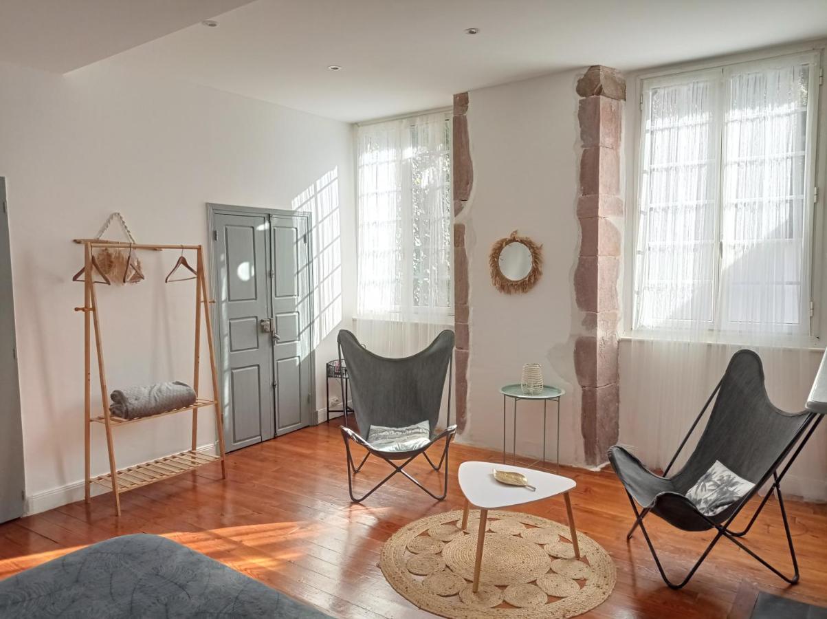 Plan B Hotel Сен Жан Пие-дьо-Пор Екстериор снимка