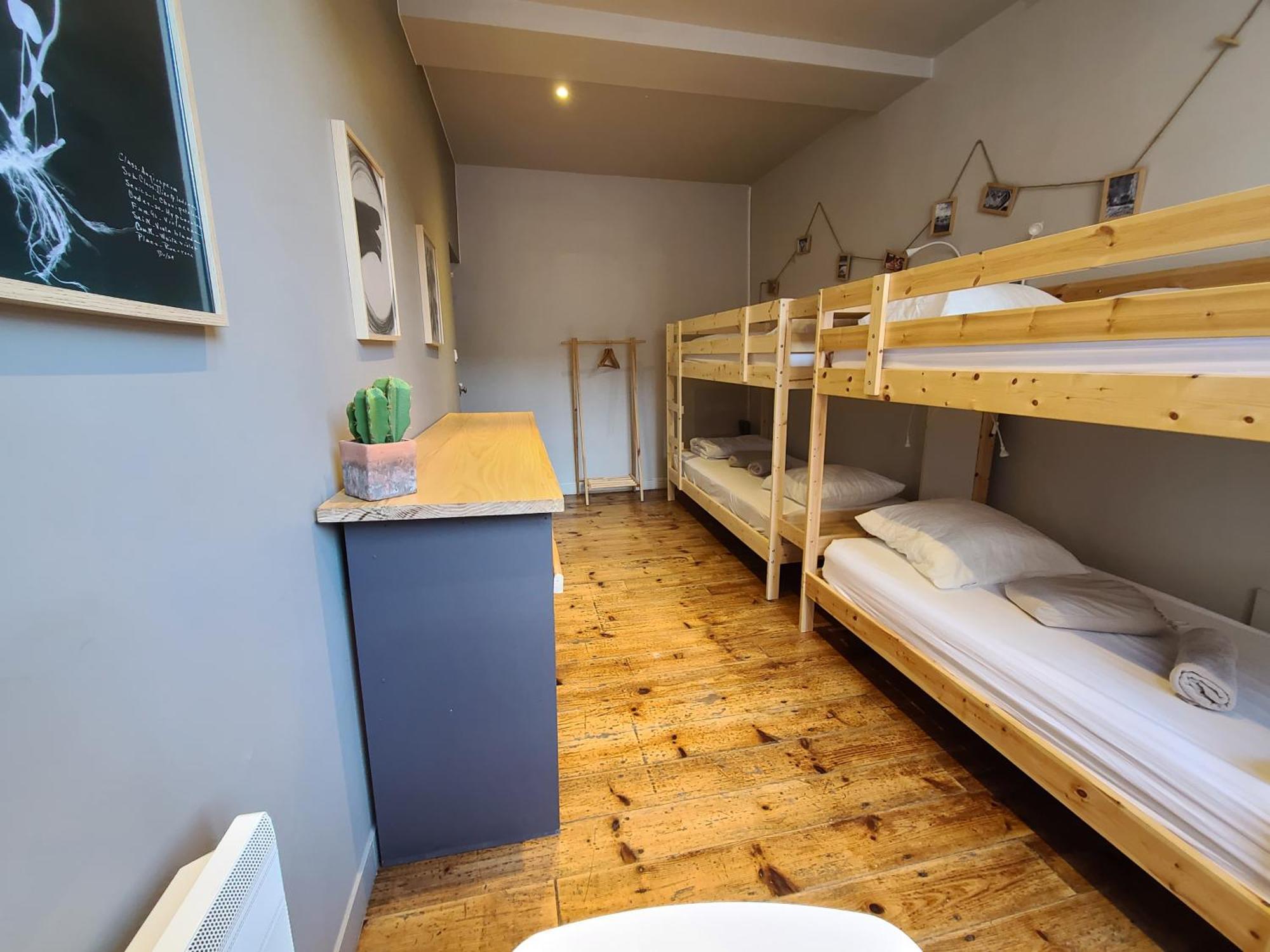 Plan B Hotel Сен Жан Пие-дьо-Пор Екстериор снимка