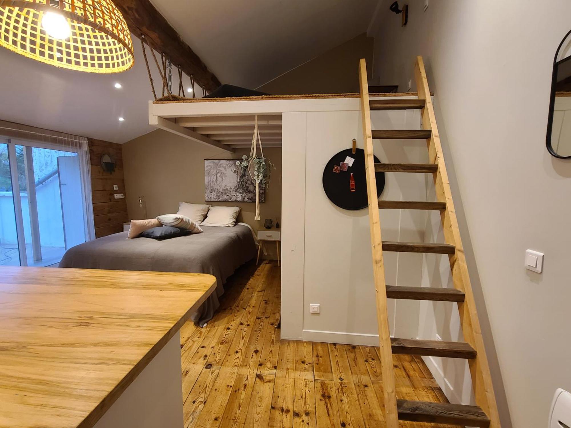 Plan B Hotel Сен Жан Пие-дьо-Пор Екстериор снимка